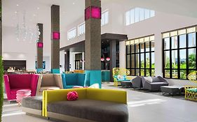 Hilton Garden Inn Orlando I-4 Millenia Blvd Mall